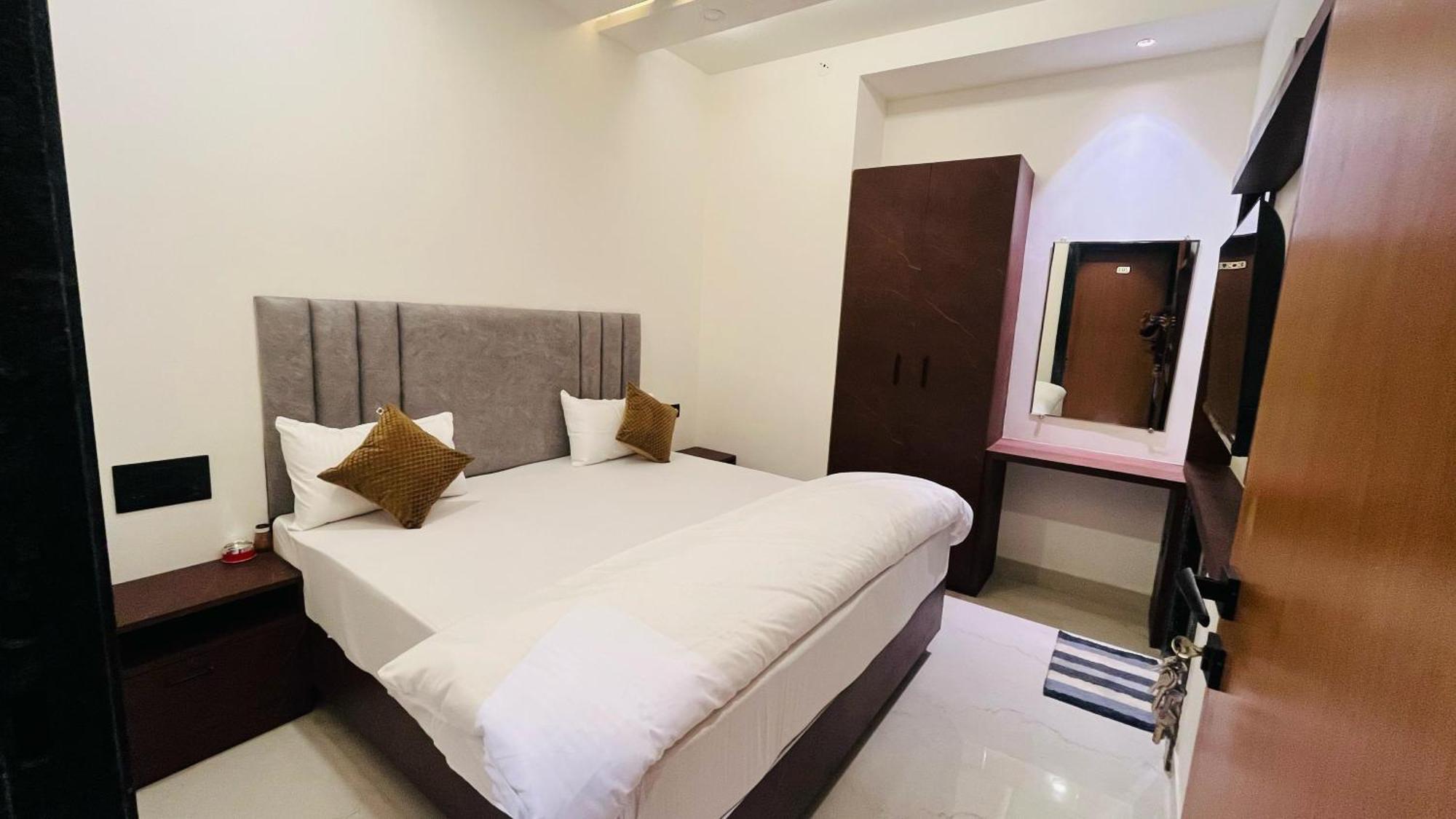 Hotel Revanta Bhilwara Room photo